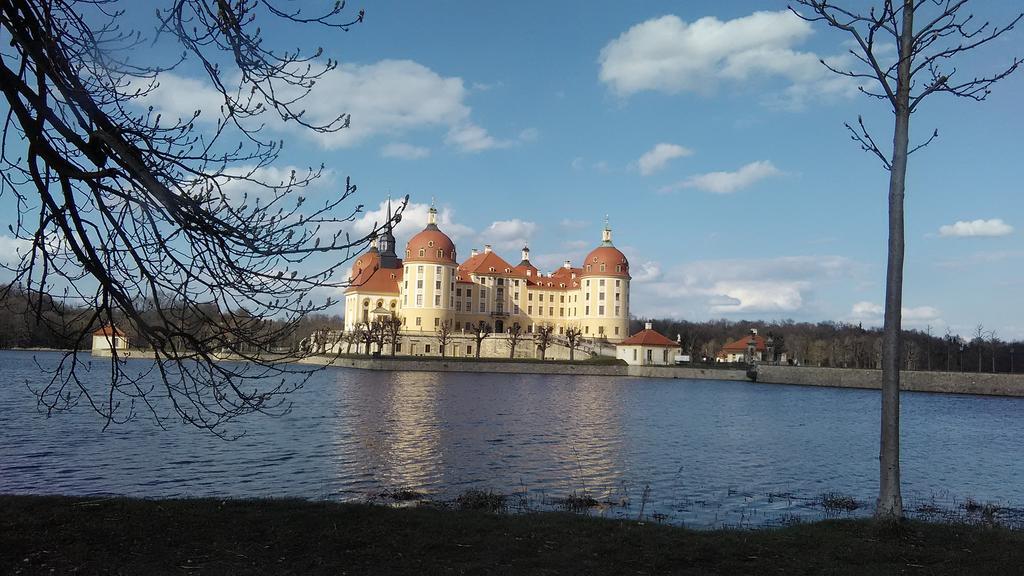Zu Den Blauen Schwertern Meissen Hotel ภายนอก รูปภาพ