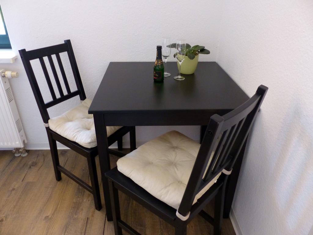 Zu Den Blauen Schwertern Meissen Hotel ภายนอก รูปภาพ